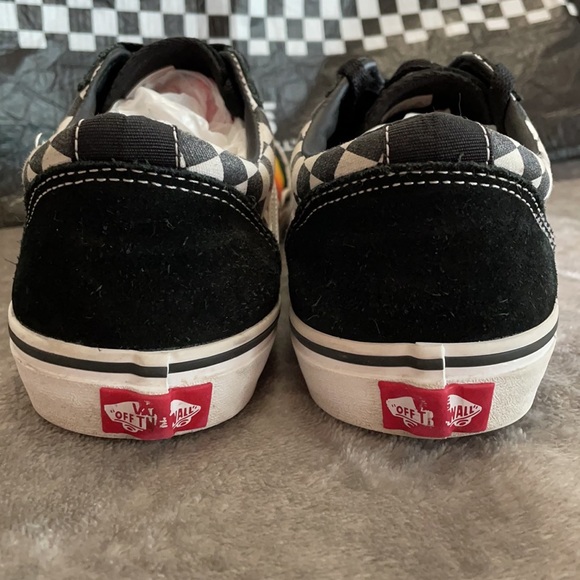 VANS SK8-LOW YOUTH SNEAKERS WITH FLAMES AND CHECKERBOARD - Picture 4 of 11